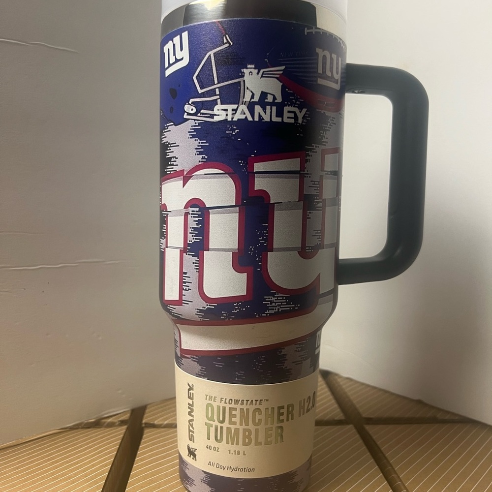 Stanley New York Giants 40 oz  Tumbler
